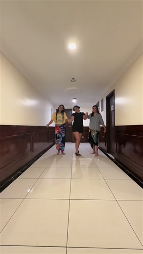 Glad we remembered to finish this #samoa #prom #🇼🇸 #🇼🇸🇹🇴🇨🇰🇫🇯🇳🇺🇹🇰🇵🇬🇳🇿 #foryoupage @kehaulani @maya💓