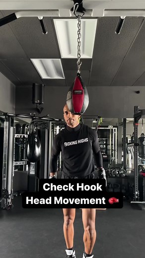 555K views · 11K reactions | In boxing, a check hook is employed to prevent aggressive boxers from lunging in. 壘 There are two parts to the check hook. The first part consists of a regular hook. The second, trickier part involves the footwork & head movement. ✅ #boxing #hook #mma #streetfights | plantbasedboxer | Facebook