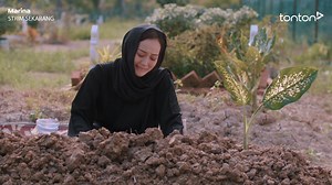 ❗EPISODE 1 MARINA 10 MIN PREVIEW ❗ Baru Episode 1, Marina dah ditimpa dugaan besar. Macam mana Marina nak meneruskan hidup sebatang kara ni? Strim Marina, setiap Isnin - Khamis melalui Tonton sekarang! Dilakonkan oleh: @remyishak @sophiekoshka @hisyamhamid7 @muhsinnadzli Dan ramai lagi! #Tonton #Marina #TontonMarina | tonton