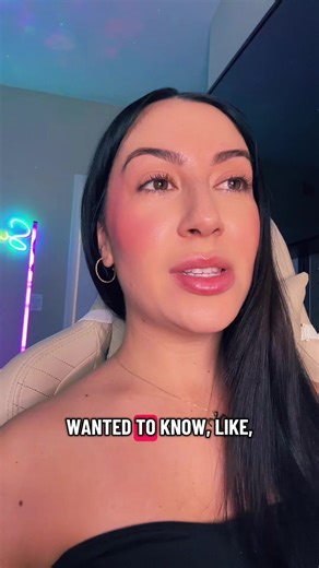 English sounds so funny 😭😭😭 it’s really like the sims to a foreigner