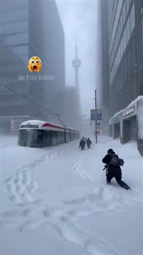 Snow in Toronto, Canada ❄️ | Travel magazine