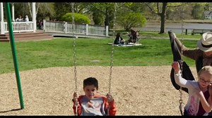 547K views · 7.2K reactions | Mel Gibson y John Lithgow se unen al elenco de #GuerraDePapás2 ¡El 7 de diciembre los abuelos llegan a casa! | Andes Films Chile | Facebook