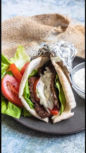 How to make a homemade Gyro from Greece. #gyro #greece #homemade #lamb #lettuce