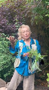 183K views · 1.7K reactions | Ce week-end, une rencontre en ligne est organisée avec Nelly Grosjean. Pour vous inscrire : ➡ https://us06web.zoom.us/meeting/register/9r2HDAeBRFWNZ9x4T7rK2w#/registration Nelly vous partagera ses 10 règles d'or pour uen vie lumineusee et saine et répondra à vos questions. | Irène Grosjean | Facebook