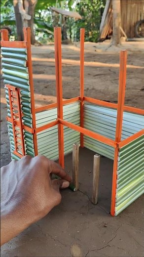 “Primitive Skills: Bamboo Mini House Built by an Ancient Man”🌴