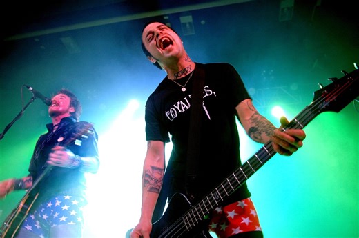 Popular rocker dies on his 47th birthday after brain cancer battle