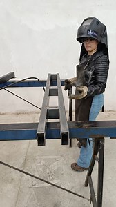 480K views · 10K reactions | adelanto del proximo video. que creen que estoy construyendo? #herreria #soldadura #soldar #soldadores #taller #talleres #estrcutura | Gabucha Lopez | Facebook