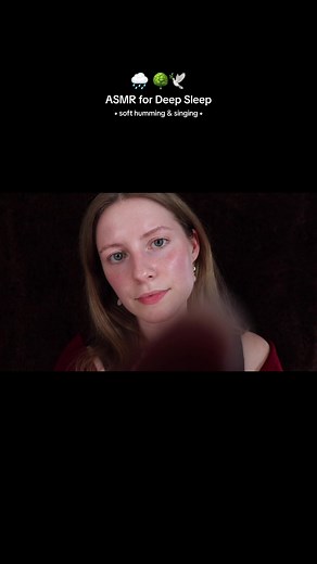 Dreamy ASMR Humming and Singing for Deep Sleep