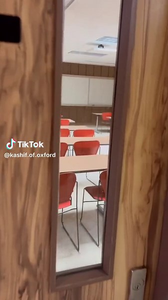 University of Oxford Classroom Experience