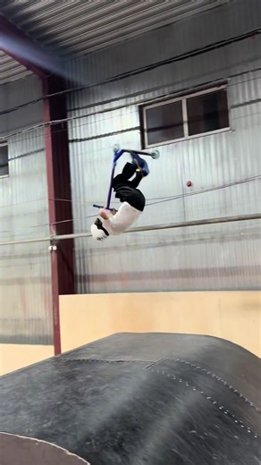 годно/говно ???#екатеринбург #самокат #frontflip#✅✅✅ | standing front flip