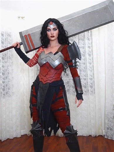 Absolute Wonder Woman Cosplay: Dark Magic Warrior