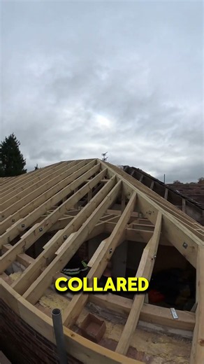Hipped roof ✅ #carpentry #carpenter #joinery #roofing #roof #timberframe #diy #builder #build