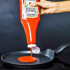 79M views · 253K reactions | 5 awesome kitchen tricks you should know. bit.ly/2fNghqd | 5-Minute Crafts | Facebook