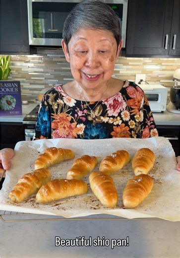 Easy Japanese Salt Bread Recipe for Beginners