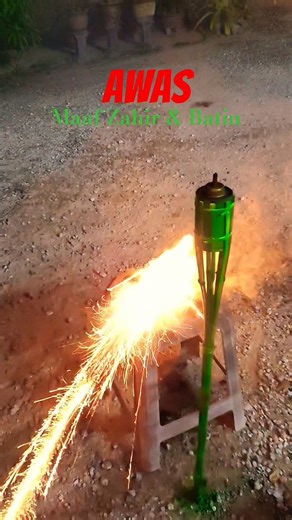 Thunder Clap Raya #bungaapi #fireworks #night #raya #eid #lebaran #shorts