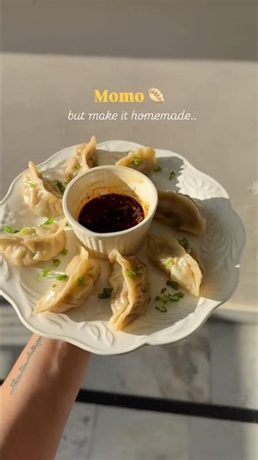 Chicken momos | how to make momos | momos at home | Steamed momos | #momos #chickenmomos #eat