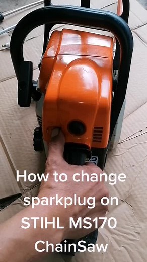 Easy Steps to Replace Sparkplug on STIHL MS170 Chainsaw