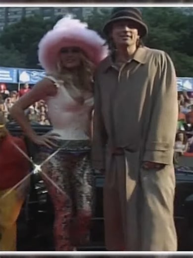 Pamela's Garden of Eden - Season 2, TV Commerical Featuring Ivy Supersonic Iconic Pink Hat, November 3, 2022 on Foxtel and Binge #IvySupersonicHat #PamelaAnderson #PinkHat #GardenofEden #FluffyHat