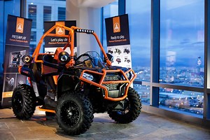 Let's Play Dirty! JL Audio is proud to introduce a complete line of Premium Powersports Audio products. New products include weatherproof MX Amplifiers, VeX™ Speaker Pods, a comprehensive assortment of Stealthbox® Subwoofer Systems, plus 3 weatherproof source units. | Garmin Audio