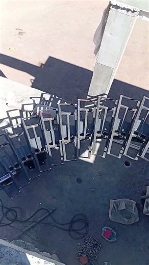 Where geometry meets gravity — a central box staircase that anchors elegance beneath the axis#metal