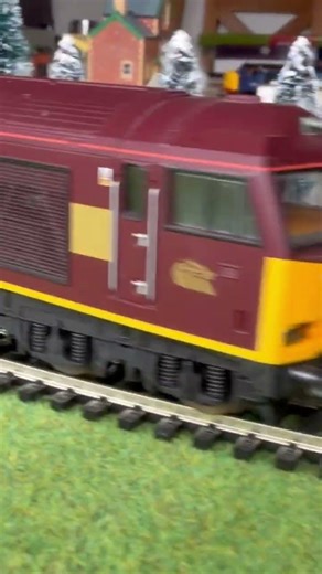 Class 60 test run #class60 #hornby #modelrailway