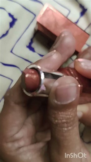 ₹229 lipstick for just ₹40?! #youtubeshorts #lipstick #beautyfinds #budgetbeautfinds #myntra #deals