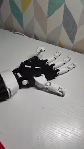 Construyendo un Robot Humanoide: Primer Paso con Arduino