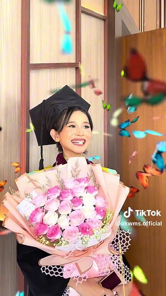 spill IPK wisudawan UKWMS ✨🤩 #UKWMS #spill #ipk #kuliah #graduation