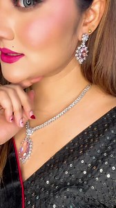 2.5K views · 47 reactions | So beautiful, So elegant. Just looking like a WOW,,, just looking like a WOW,.. 朗 | Array | Facebook