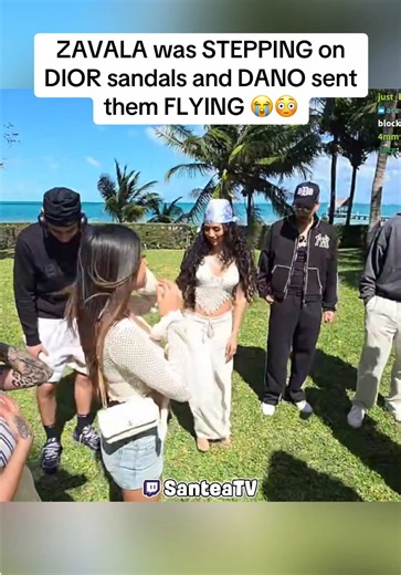 Them sandals flew | TWITCH:SanteaTV #santeatvclips #santea @Santea @Zavala🚶🏽‍♂️‍➡️ @dano