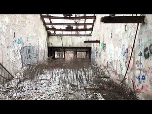 EXPLORING ABANDONED WWII AMMUNITION FACTORY (HUGE)