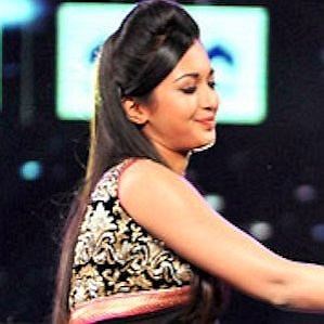 Catherine Tresa Boyfriend 2026: Dating History & Exes - CelebsCouples