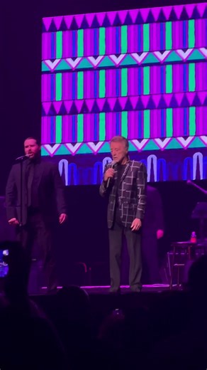 Frankie Valli - Big Girls Don’t Cry @ Mohegan Sun Arena - December 1, 2023 | Legendary Concerts