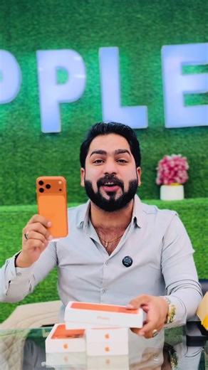 Unboxing the 17 Pro Max Box Pack by Apple Traders