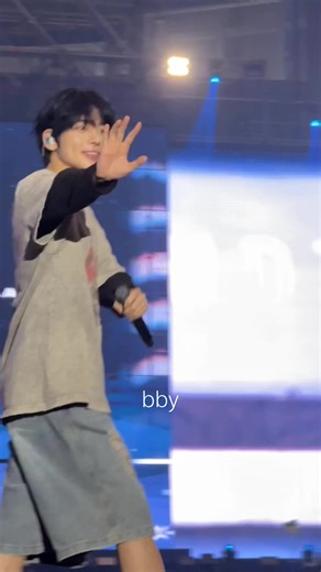 Taehyun's Stellar Performance at TXT Concert