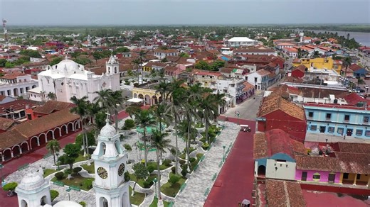 Veracruz: Drone explores the port city on the Gulf of Mexico coast
