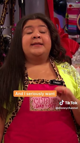 Trish and Dez 🤝 Working smarter, not harder . . . 🎥: Austin & Ally | austin and ally