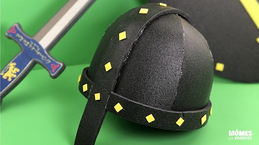 Voici comment fabriquer un casque de chevalier bluffant avec vos enfants