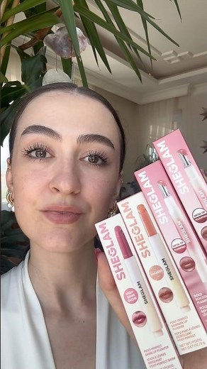 THE BEST PLUMPER LIPSTICK FOR FULL LIPS 💋 Trying Out SHEGLAM Lip Products!