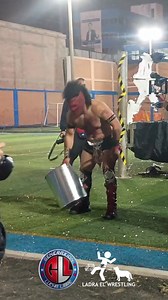 Estos son algunos de los momentos vividos en el evento de GeneraXión Lucha Libre 🇵🇪 este fin de semana. ¡El evento central estuvo BRUTAL! Para conocer más de ellos y la lucha libre peruana, síganlos en sus redes sociales. 🎥 @anguloduquerichard1 #gllperu #luchalibreperuana #peru #luchalibre #ladraelwrestling 📢🐕 | Ladra el Wrestling