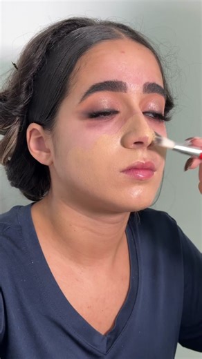 Makeup Artist Transforming Teachers on Weekends