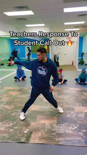 He Was Feeling It 🔥 Lost In The Sauce 🙌 #thebreakingprogram #teachervsstudent #battleme #callout #dancebattle #chicagobboy #illinoisdance