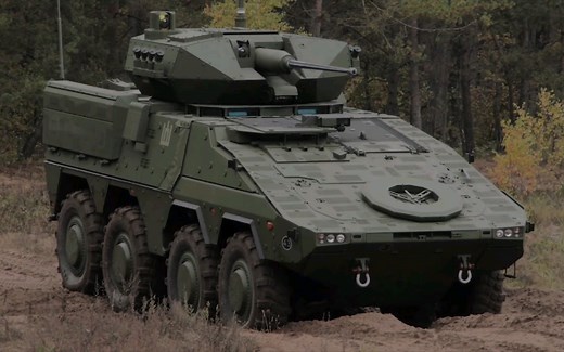 【军事】立陶宛陆军“狼”式(Vilkas)8x8轮式装甲车