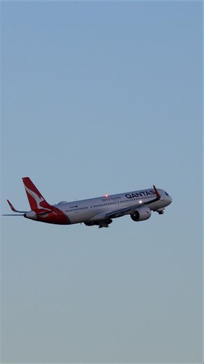 Qantas QF405 Sydney-Melbourne (SYD-MEL) VH-OGD, A321-200NY(XLR)