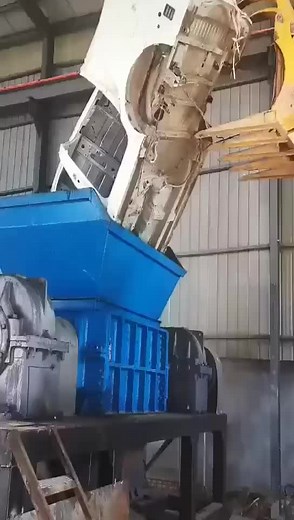 Car shredder machine. Car crusher machine. Car recycling machine.#Shredder #recycling