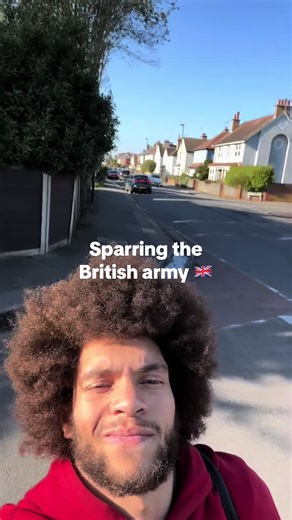 Sparring the British army 🇬🇧#fyp #boxer #fy #fypage #fyy