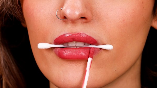 Indispensable Beauty Tricks Every Girl Needs