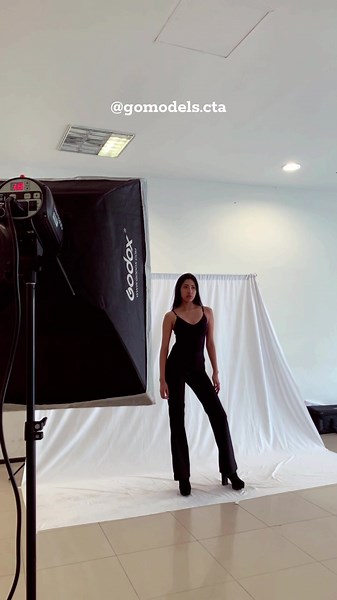 Hoy tuvimos sesión de Polas en el estudio 📸 Seguínos en instagram @gomodels.cta #fyp #parati #sesiondefotos #sesion #polaroids #polas #model #modeling #modelshoot #afotografia #estudio #modelaje #argentina #catamarca