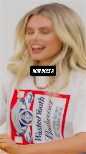 How does a manipulator use a light bulb ?