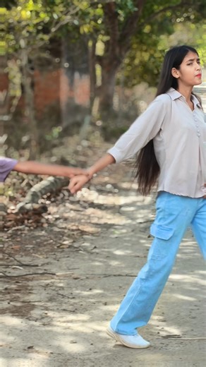 Me😳 +My sister 😝 || Support me guys 👍 || Subscribe it || #trending #dance #viral